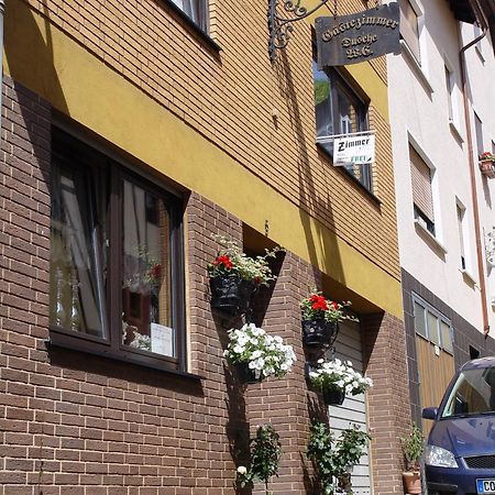 Gaestehaus Am Roemerbad Zell an der Mosel Exterior foto